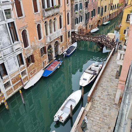 Ca' Cappello Venice Apartment 2 With Canal View ภายนอก รูปภาพ