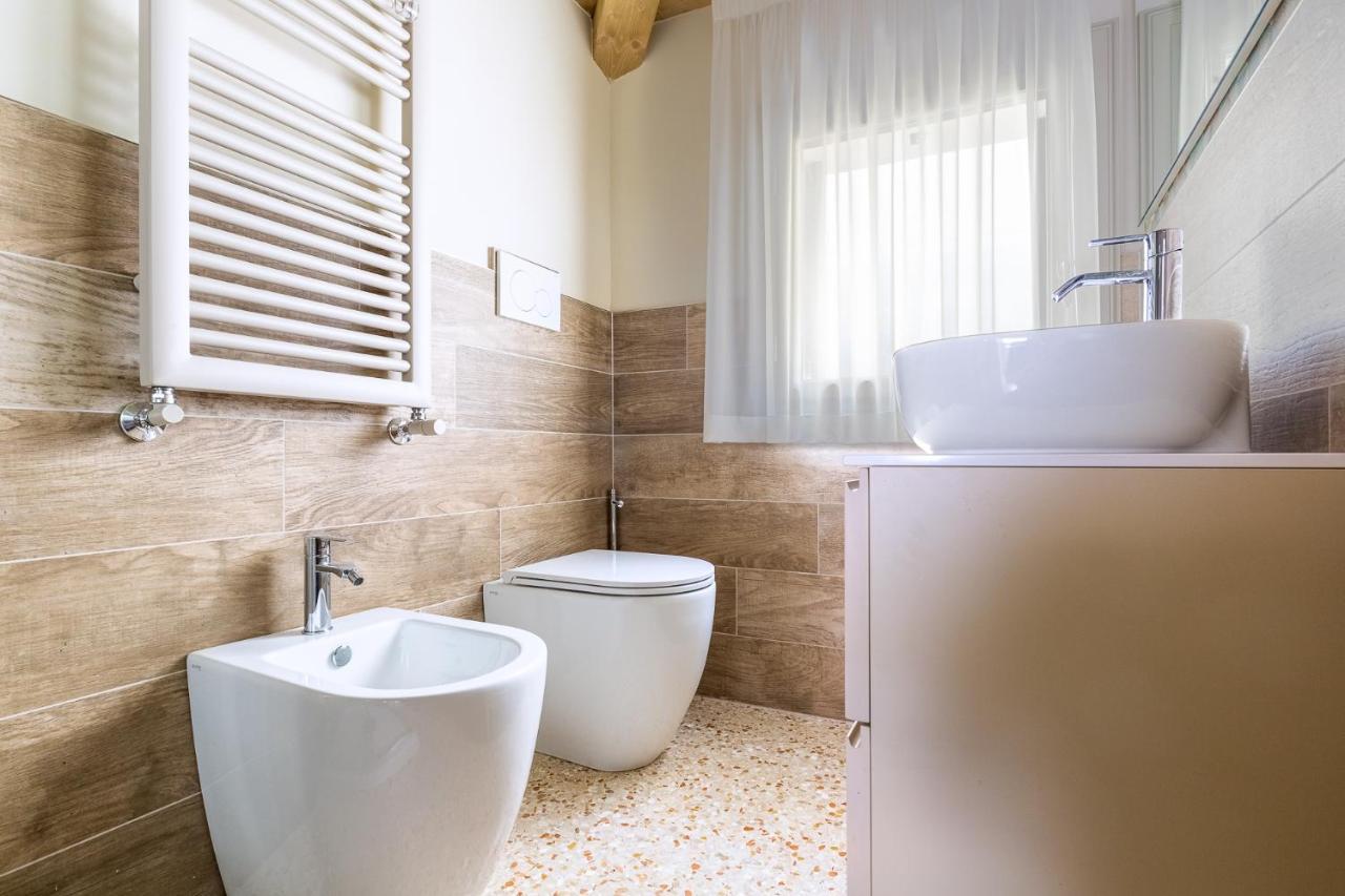 Ca' Cappello Venice Apartment 2 With Canal View ภายนอก รูปภาพ