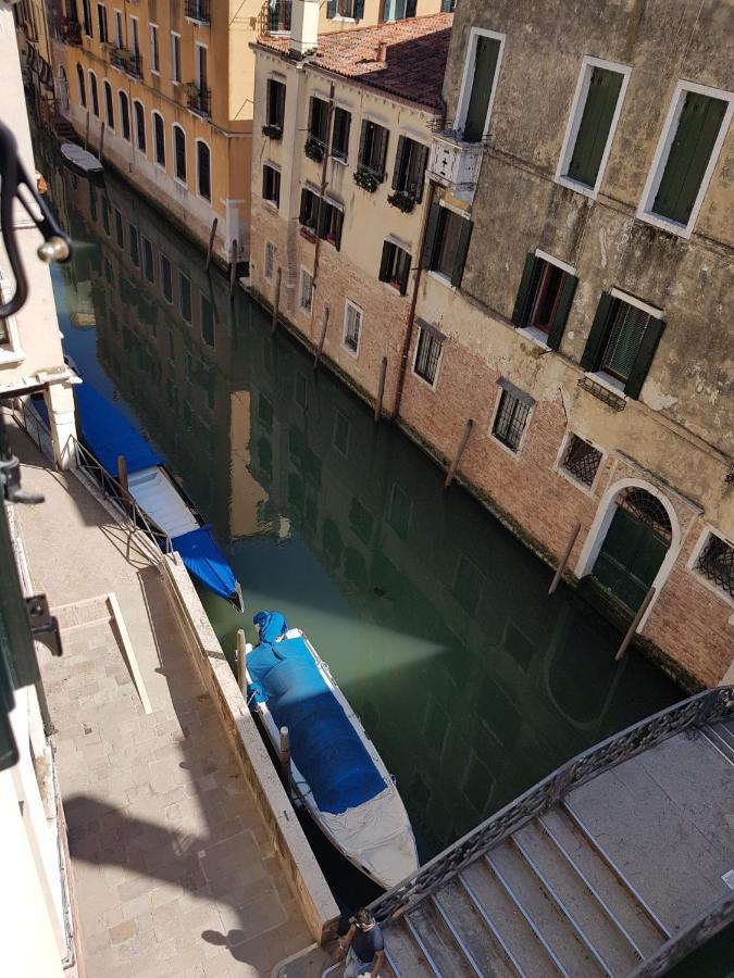 Ca' Cappello Venice Apartment 2 With Canal View ภายนอก รูปภาพ