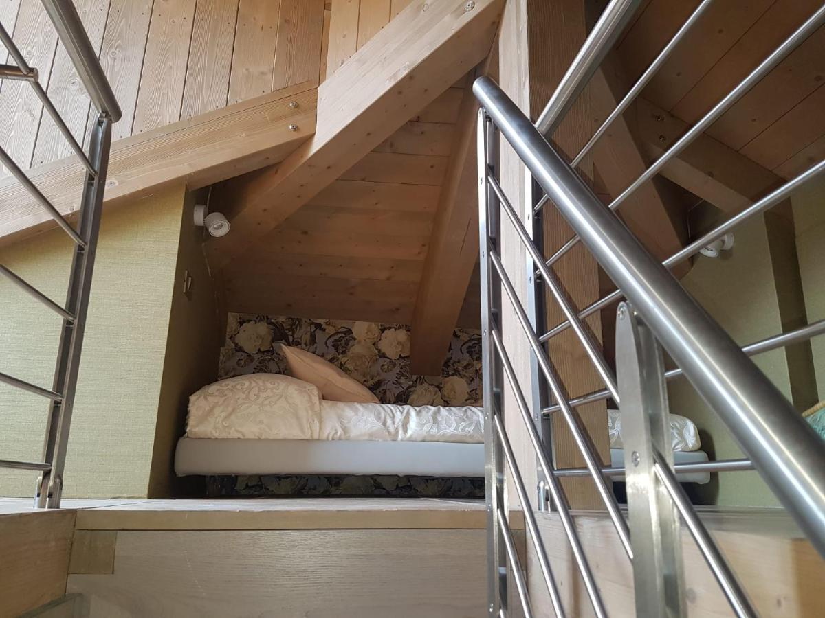Ca' Cappello Venice Apartment 2 With Canal View ภายนอก รูปภาพ